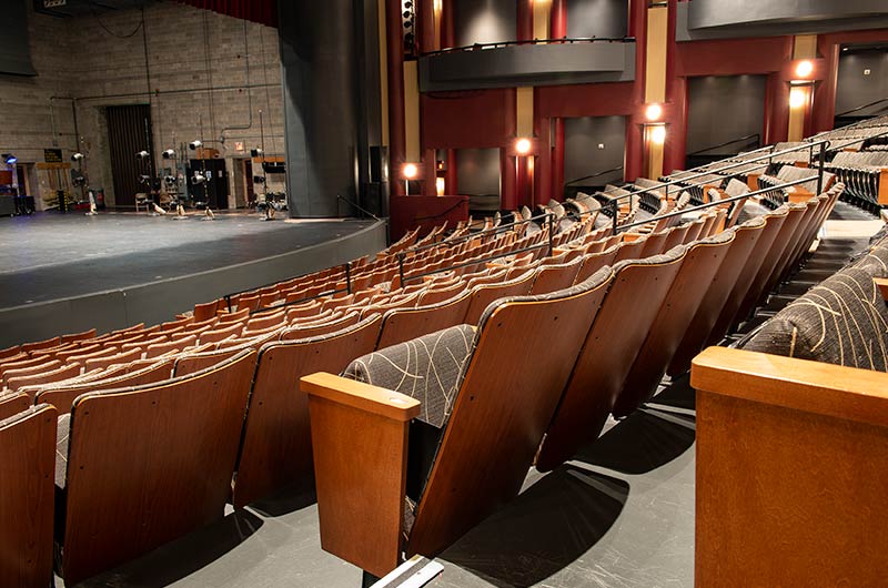 Irving Arts Center Carpenter Hall with model 8.6.86.12