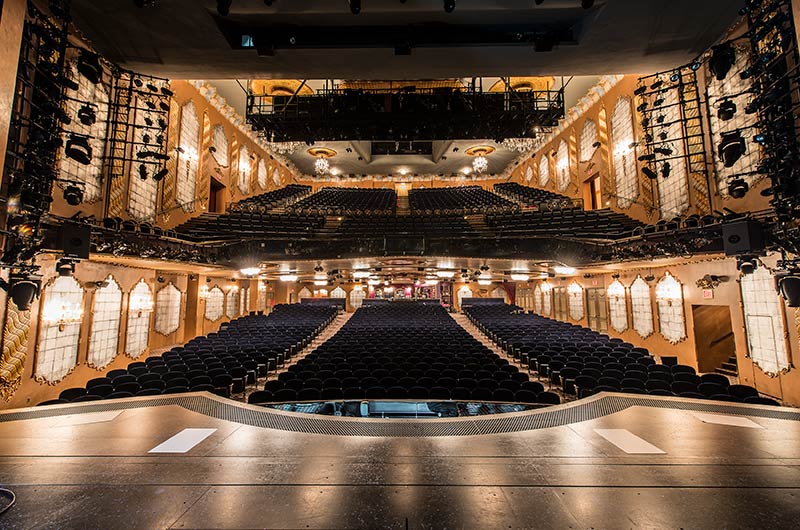 Lunt Fontaine Theatre fixed audience seating by Irwin Seating with